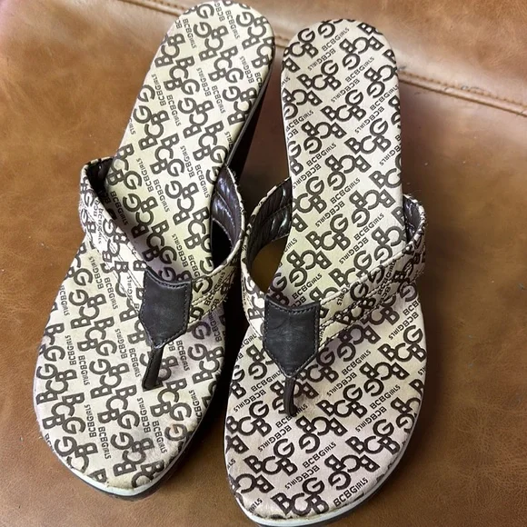 BCBG girl wedge - Picture 8 of 8